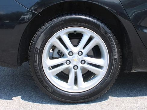 Used 2016 Chevrolet Cruze LT FWD image 34