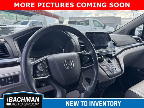 Used 2023 Honda Odyssey Elite image 7