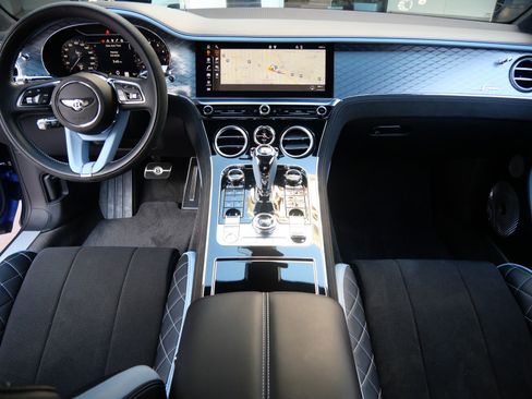 Used 2024 Bentley Continental GT Speed image 4