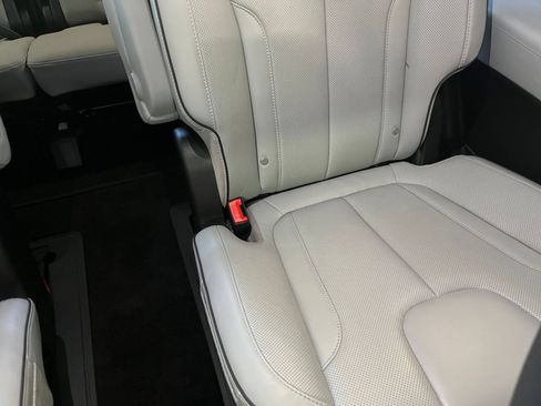 Used 2025 Hyundai Palisade SEL FWD image 36