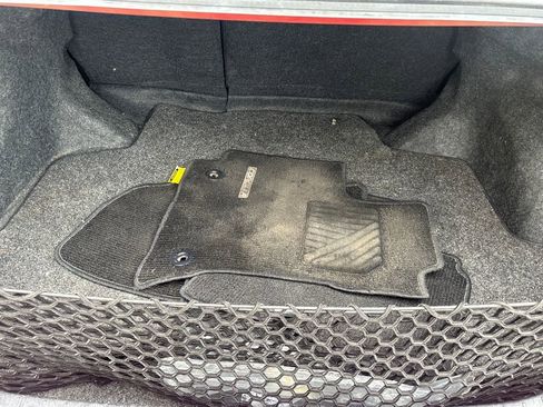 Used 2017 Toyota Corolla LE image 28