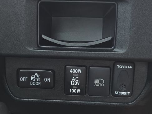 Certified 2019 Toyota Tacoma TRD Sport AWD/4WD image 25
