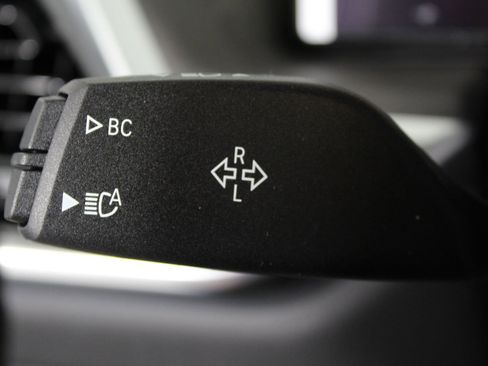 New 2026 BMW X5 xDrive50e image 29