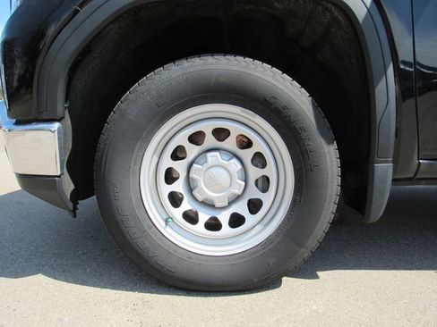 Certified 2023 GMC Sierra 1500 Pro AWD/4WD image 9