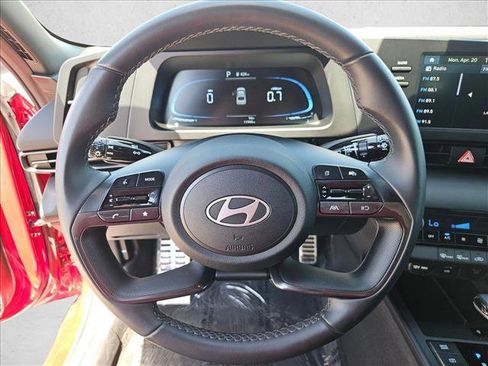 Certified 2025 Hyundai Elantra Sport FWD image 13