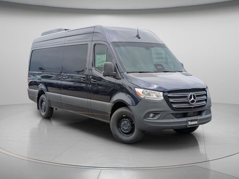 New 2026 Mercedes-Benz Sprinter 2500 image 1