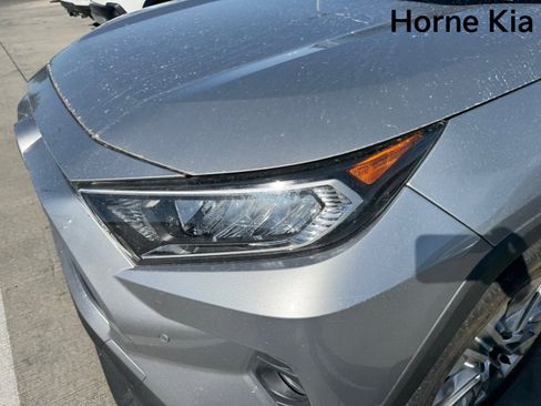 Used 2020 Toyota RAV4 Limited w/ Limited Grade Weather Package image 6