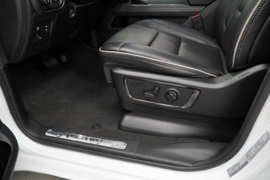 Certified 2023 RAM 1500 Limited w/ Night Edition AWD/4WD image 32