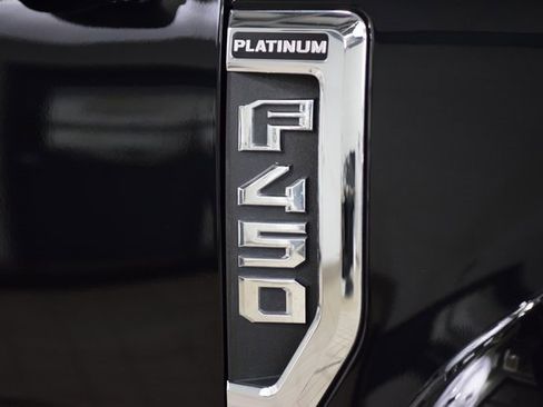 Used 2021 Ford F450 Platinum w/ FX4 Off-Road Package image 16