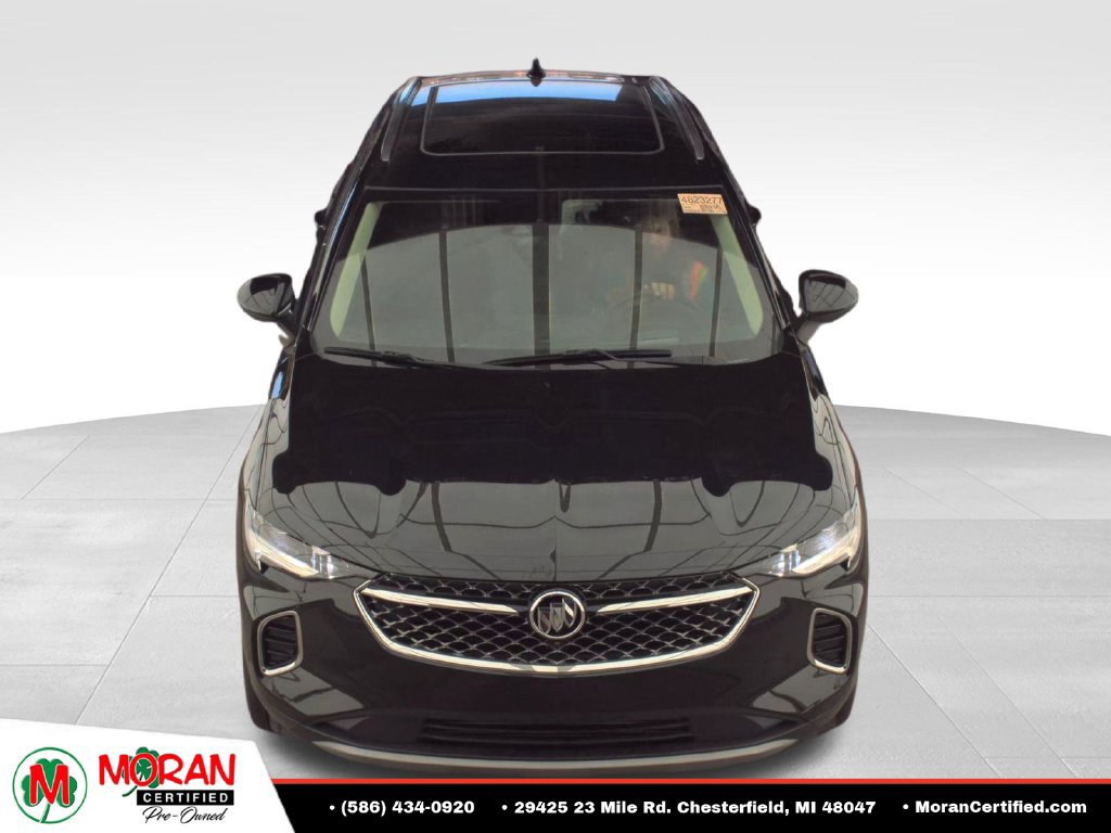 Used 2023 Buick Envision Avenir AWD/4WD image 2