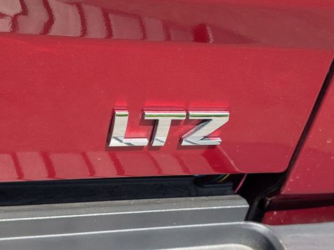 Used 2019 Chevrolet Silverado 2500 LTZ w/ Duramax Plus Package AWD/4WD image 6