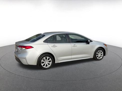 Used 2025 Toyota Corolla LE image 15