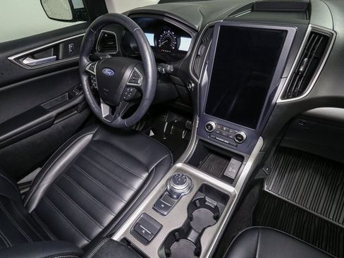 Used 2023 Ford Edge SEL w/ Convenience Package image 19