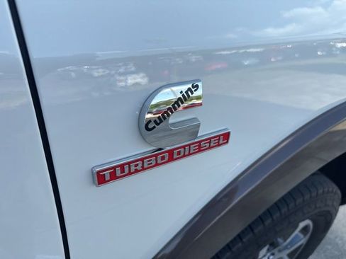 Used 2023 RAM 2500 Limited AWD/4WD image 11