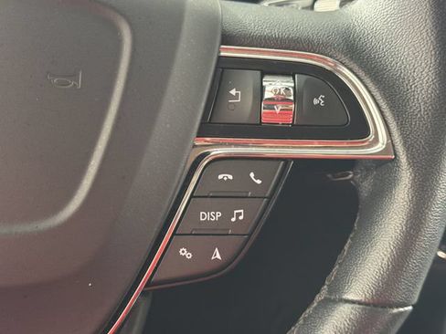 Certified 2023 Lincoln Nautilus AWD w/ Premium Package image 11