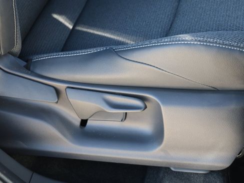 Used 2024 Toyota bZ4X XLE w/ Weather Package image 33