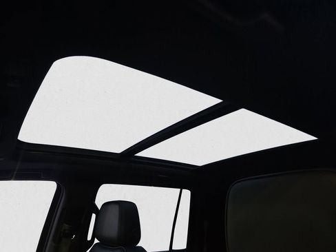 Used 2023 GMC Yukon XL Denali image 19