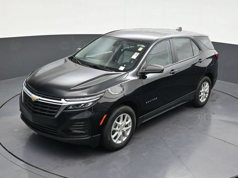 Used 2024 Chevrolet Equinox LS w/ Driver Confidence II Package FWD image 15