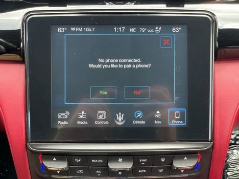 Used 2017 Maserati Quattroporte GTS GranSport image 34