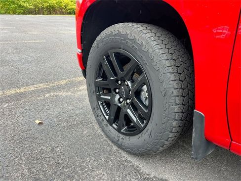 Used 2022 Chevrolet Silverado 1500 RST image 32