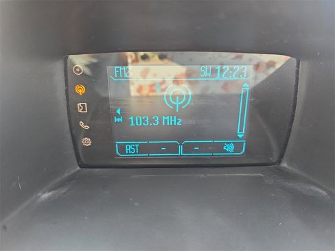 Used 2015 Ford Fiesta S image 21