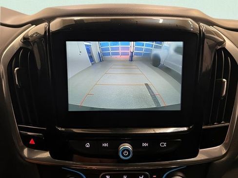 Used 2018 Chevrolet Traverse LT AWD/4WD image 25