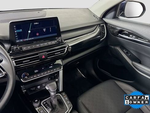 Used 2023 Kia Seltos EX image 23