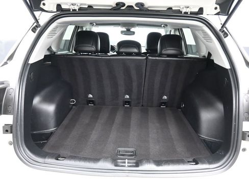 Used 2020 Jeep Compass Limited image 39