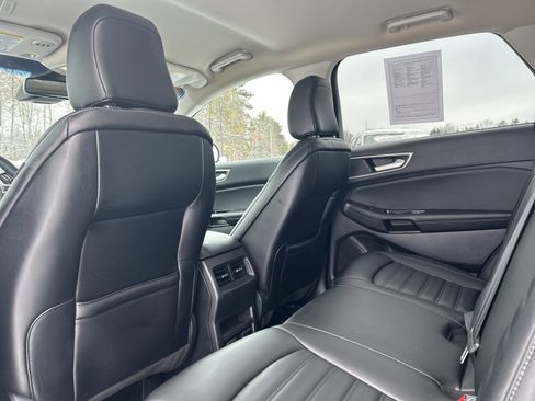 Certified 2020 Ford Edge SEL w/ Convenience Package image 11