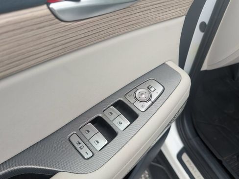 Used 2021 Hyundai Palisade Limited FWD image 17