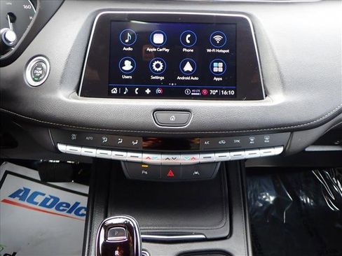 Used 2023 Cadillac XT4 Premium Luxury image 17