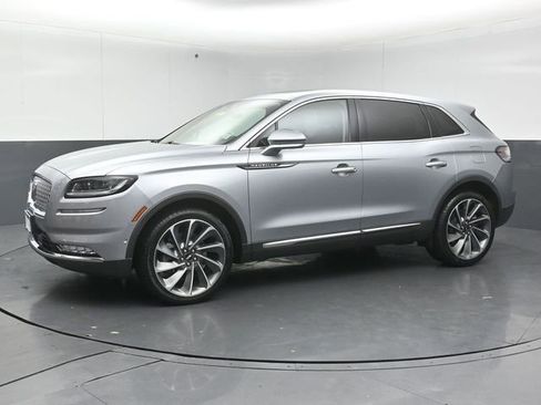 Certified 2023 Lincoln Nautilus Reserve w/ Equipment Group 202A image 4