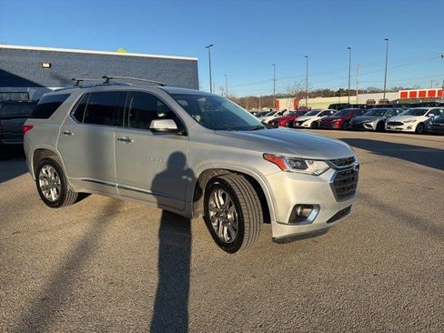 Used 2019 Chevrolet Traverse Premier w/ LPO, Floor Liner Package image 7