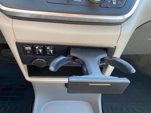 Used 2016 Toyota Sienna XLE w/ XLE Navigation Package AWD/4WD image 42