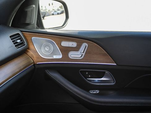 Used 2021 Mercedes-Benz GLE 350 4MATIC image 20