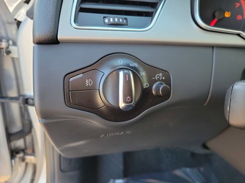 Used 2010 Audi A5 2.0T Premium Plus image 19