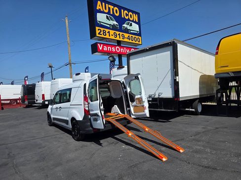 Used 2017 Ford Transit Connect XL FWD image 13