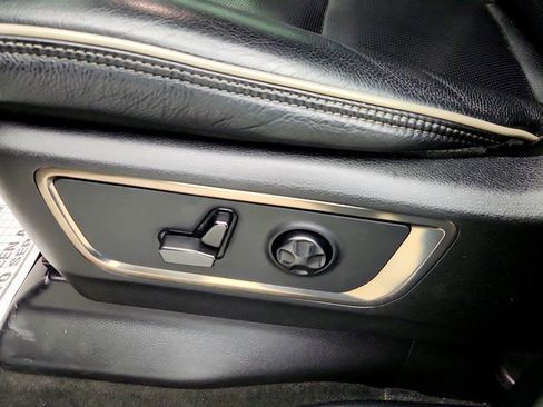 Used 2021 RAM 1500 Limited w/ Night Edition AWD/4WD image 10