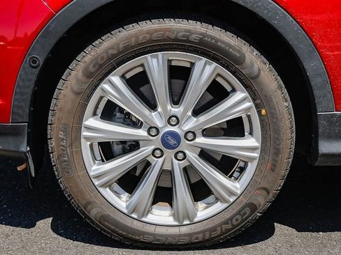 Used 2018 Ford Escape Titanium AWD/4WD image 11