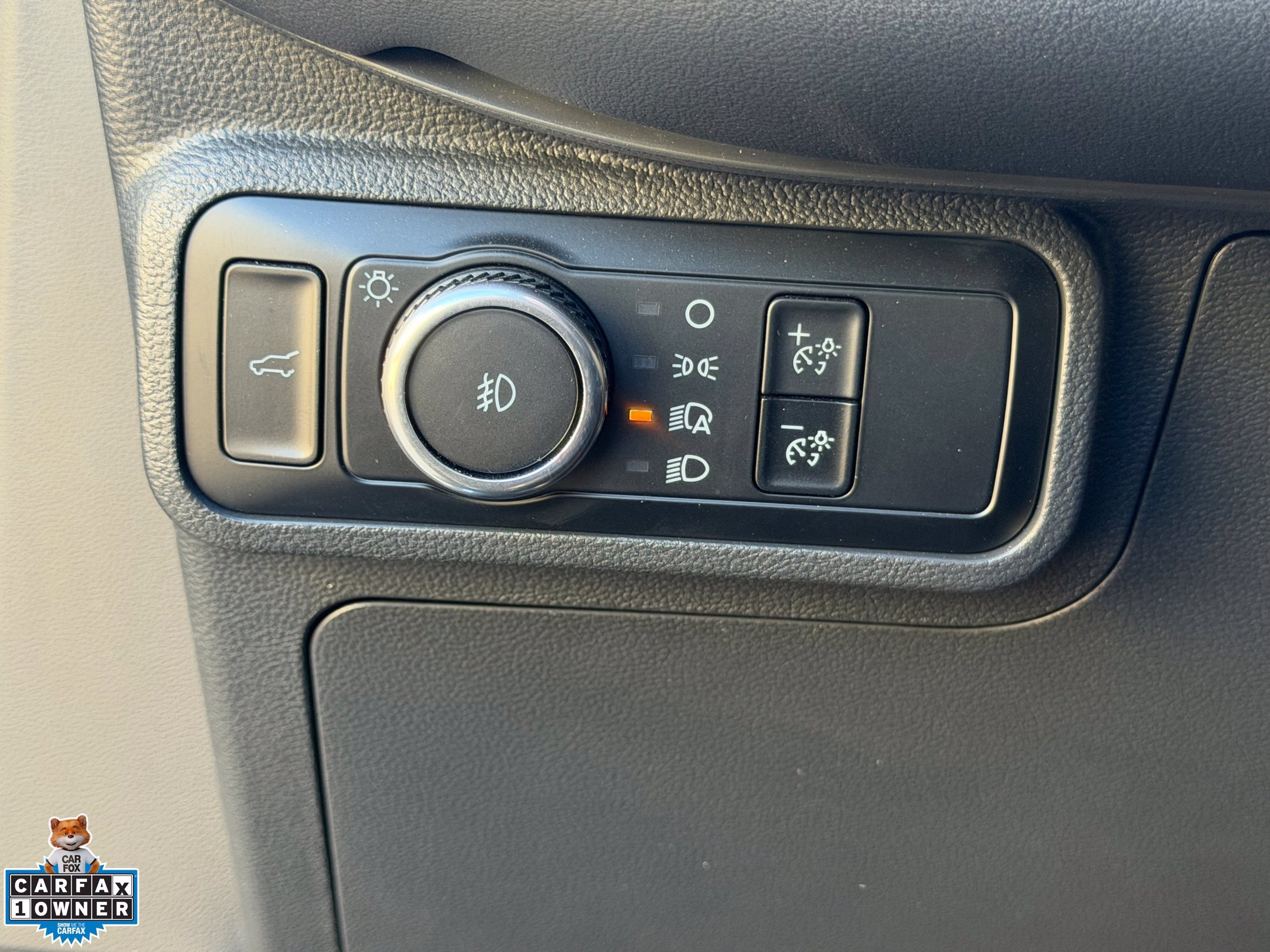 Used 2025 Ford Explorer ST-Line w/ Premium Package RWD image 24