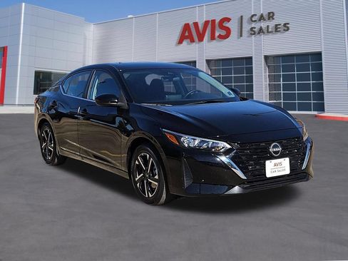 Used 2025 Nissan Sentra SV FWD image 3