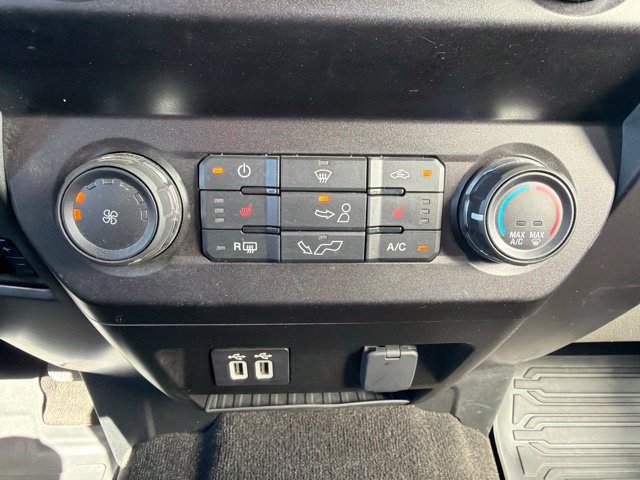 Used 2020 Ford F150 XLT w/ Equipment Group 302A Luxury AWD/4WD image 16