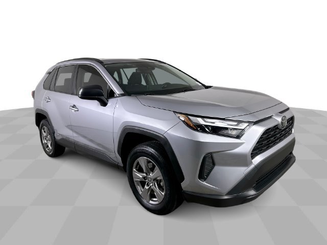 Used 2025 Toyota RAV4 LE AWD/4WD image 2