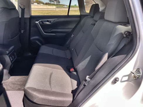 Used 2022 Toyota RAV4 XLE w/ XLE Grade Weather Package image 14