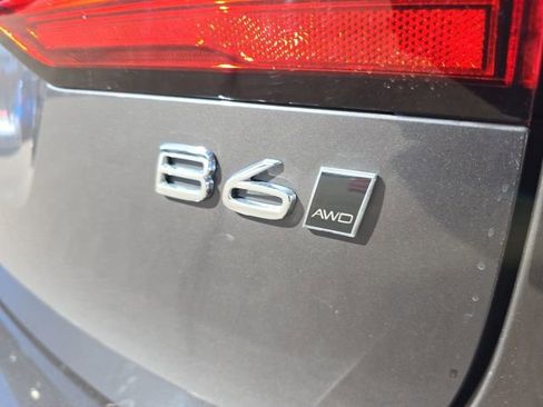 Certified 2025 Volvo V90 B6 Cross Country Ultra image 16