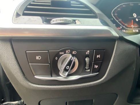 Used 2020 BMW X4 xDrive30i w/ Convenience Package image 16