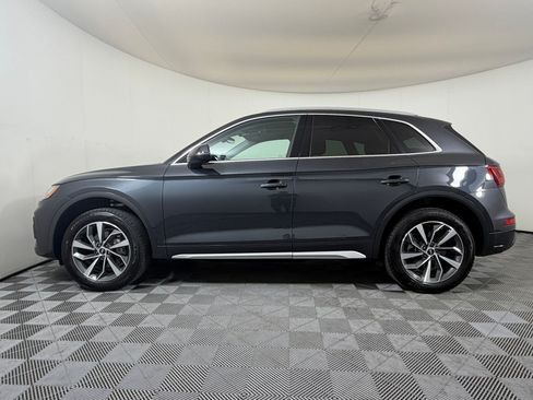Used 2021 Audi Q5 2.0T Premium Plus w/ Premium Plus Package AWD/4WD image 2