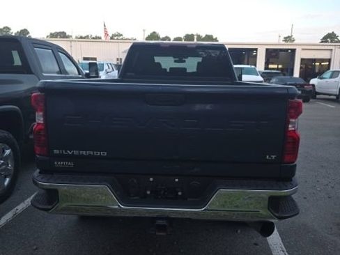 Used 2023 Chevrolet Silverado 3500 LT w/ Convenience Package AWD/4WD image 12