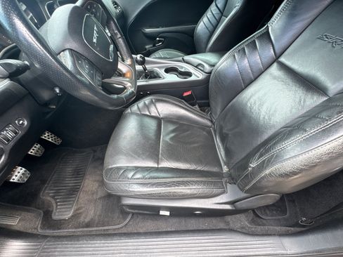 Used 2015 Dodge Challenger SRT Hellcat RWD image 7
