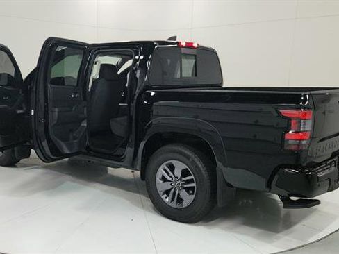 New 2025 Nissan Frontier SV image 30